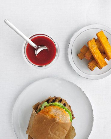 Chicken Burger with Spicy Peanut Sauce - recipe by Grace Parisi