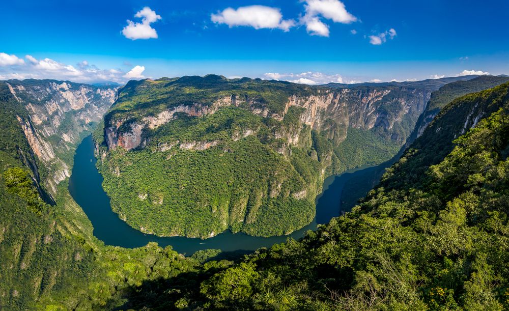 The picturesque Sumidero Canyon